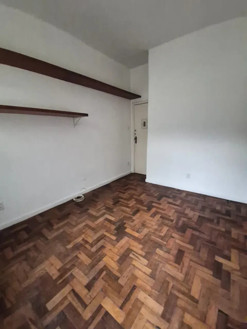 Apartamento de 1 quarto com vaga e armários — photo 12