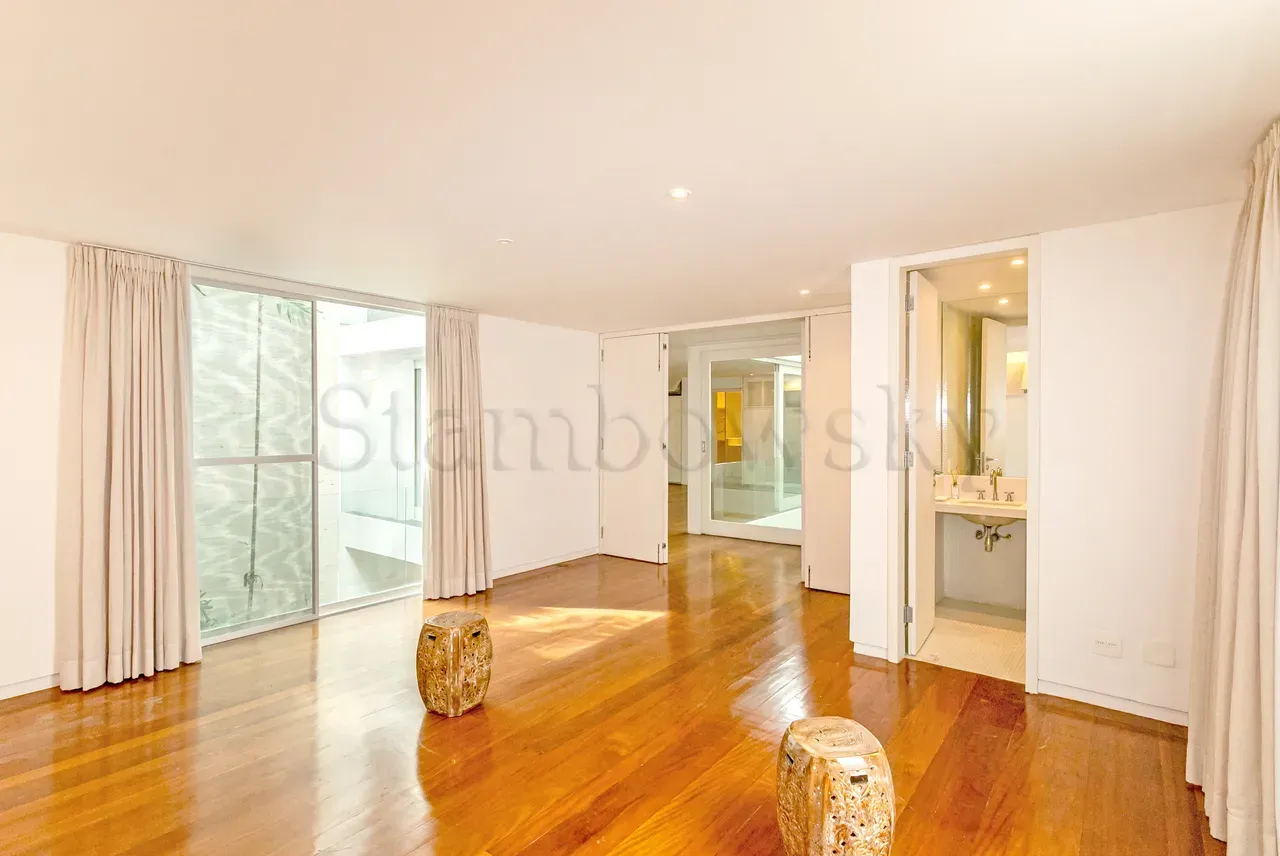 House with 3 bedrooms and a closed-off gas kitchen — photo 36