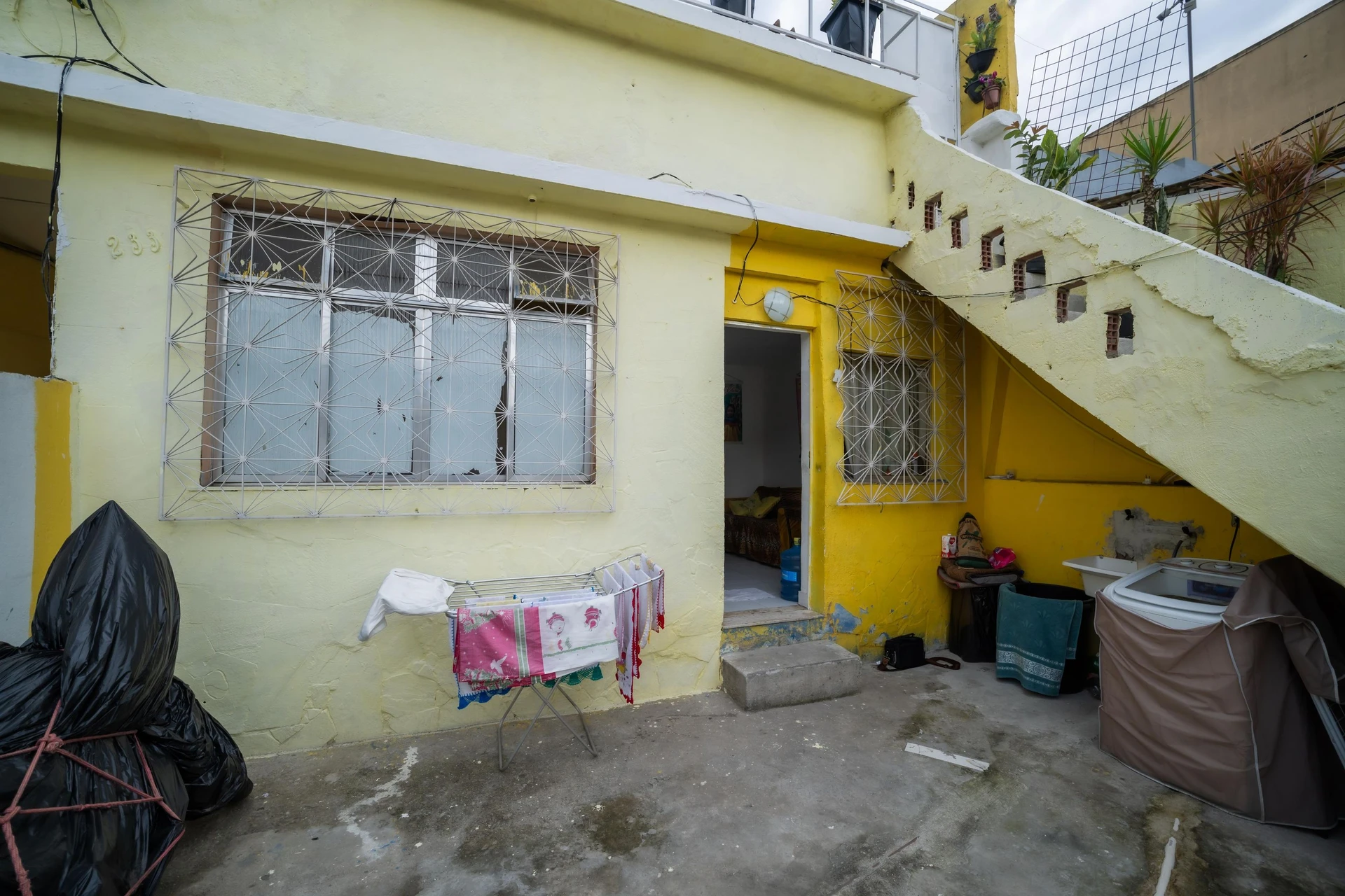 2-bedroom house with a washing machine in Rio de Janeiro — photo 6
