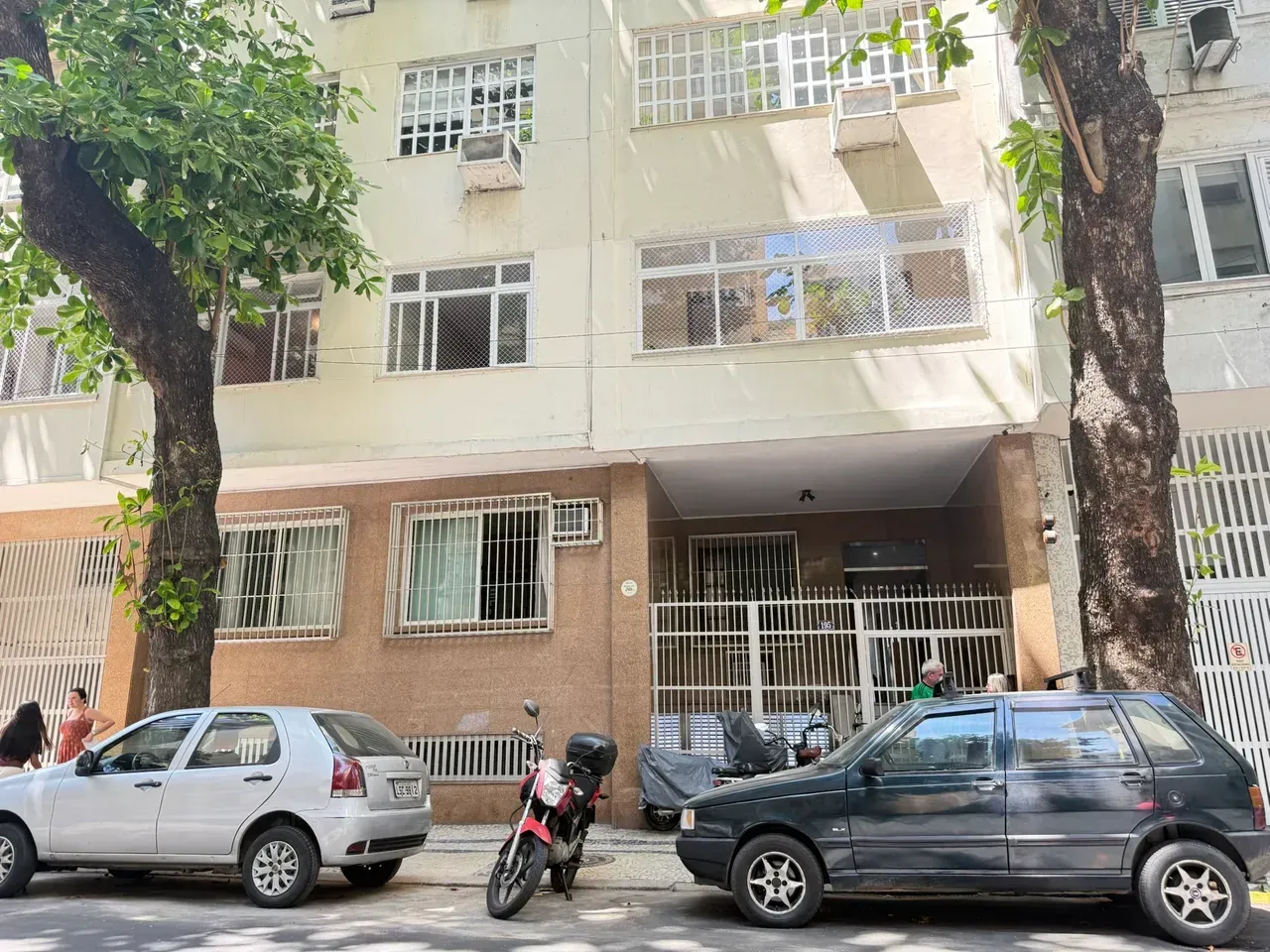 Rental apartment with 3 bedrooms and 128 m² — photo 37