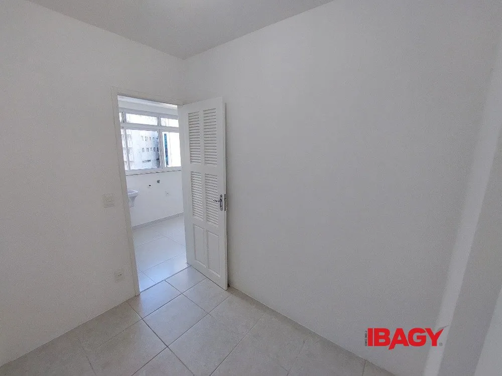 3-bedroom apartment, 1 with its own bathroom, 89 m² — photo 12