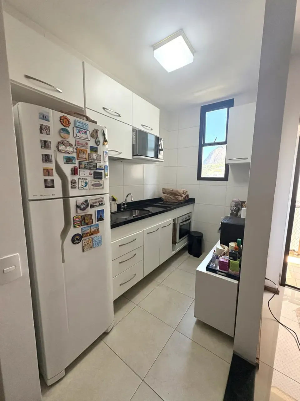 Furnished 1-bedroom apartment with city and water view — photo 2
