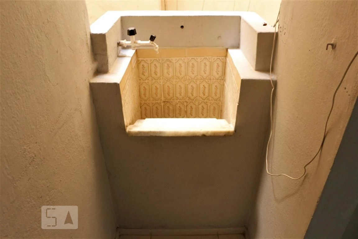 Unfurnished apartment with 2 bedrooms and a private BBQ — photo 3