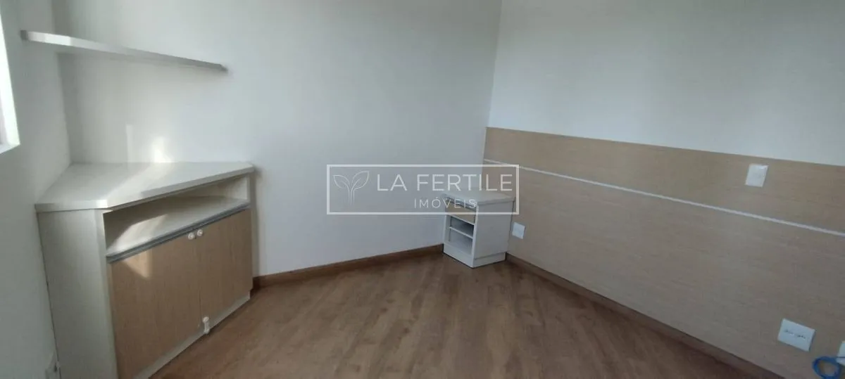 Apartment with 4 bedrooms and 5 bathrooms over 189 m² — photo 6