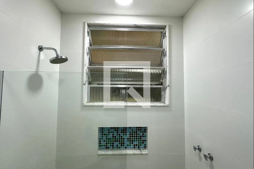 Furnished 1-bedroom apartment with 65 m² and 2 bathrooms — photo 22