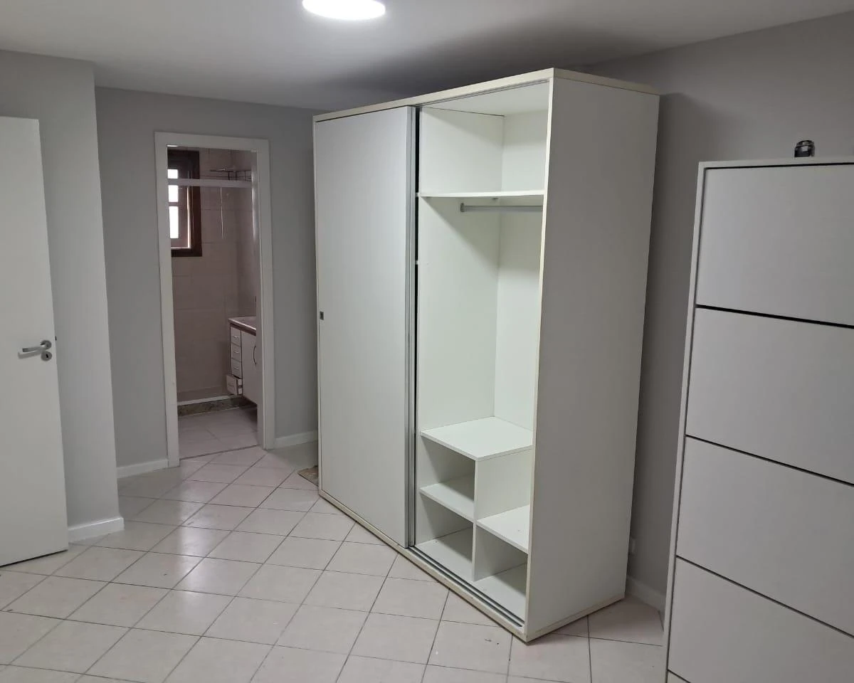 Duplex house with 4 bedrooms and an enclosed kitchen — photo 30