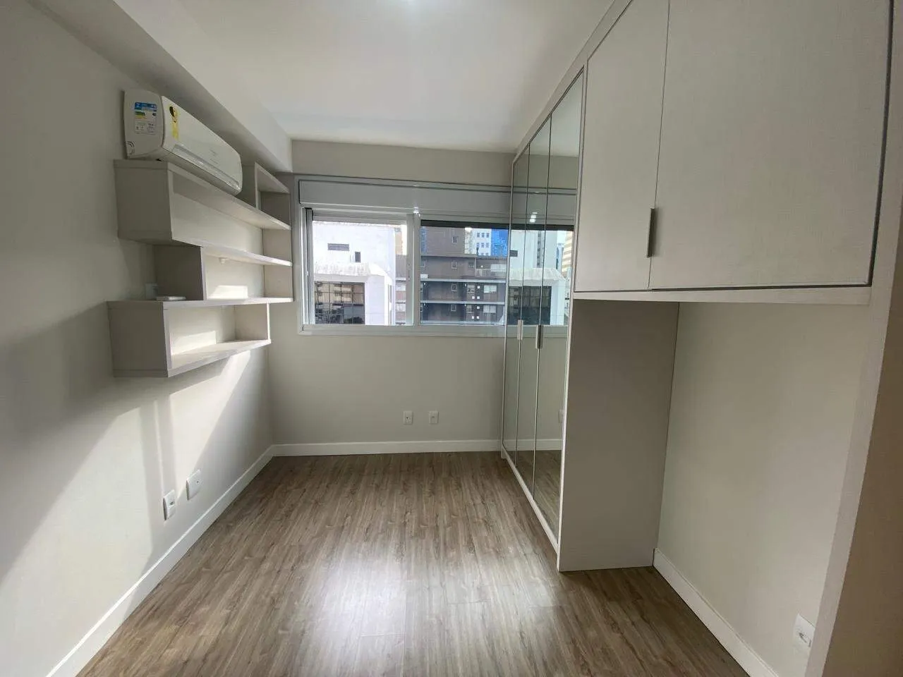 Furnished 2-bedroom apartment with 1 en-suite, 67 m² — photo 25