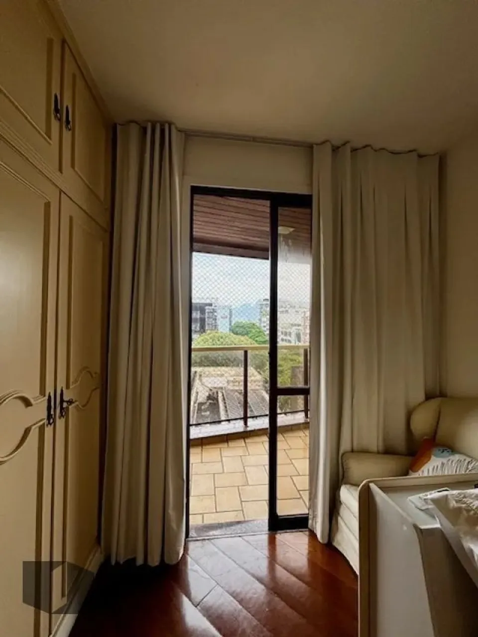 Unfurnished apartment with 3 bedrooms and 3 bathrooms — photo 5
