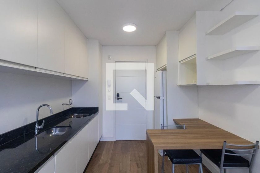 Furnished studio in a building with a coworking space — photo 5