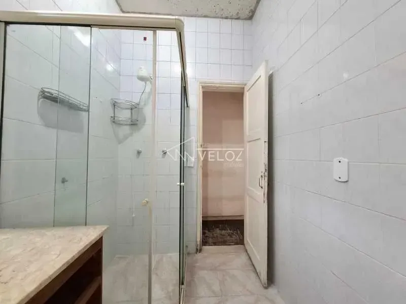 Apartamento, 100 m², com piso de madeira ou laminado — photo 4