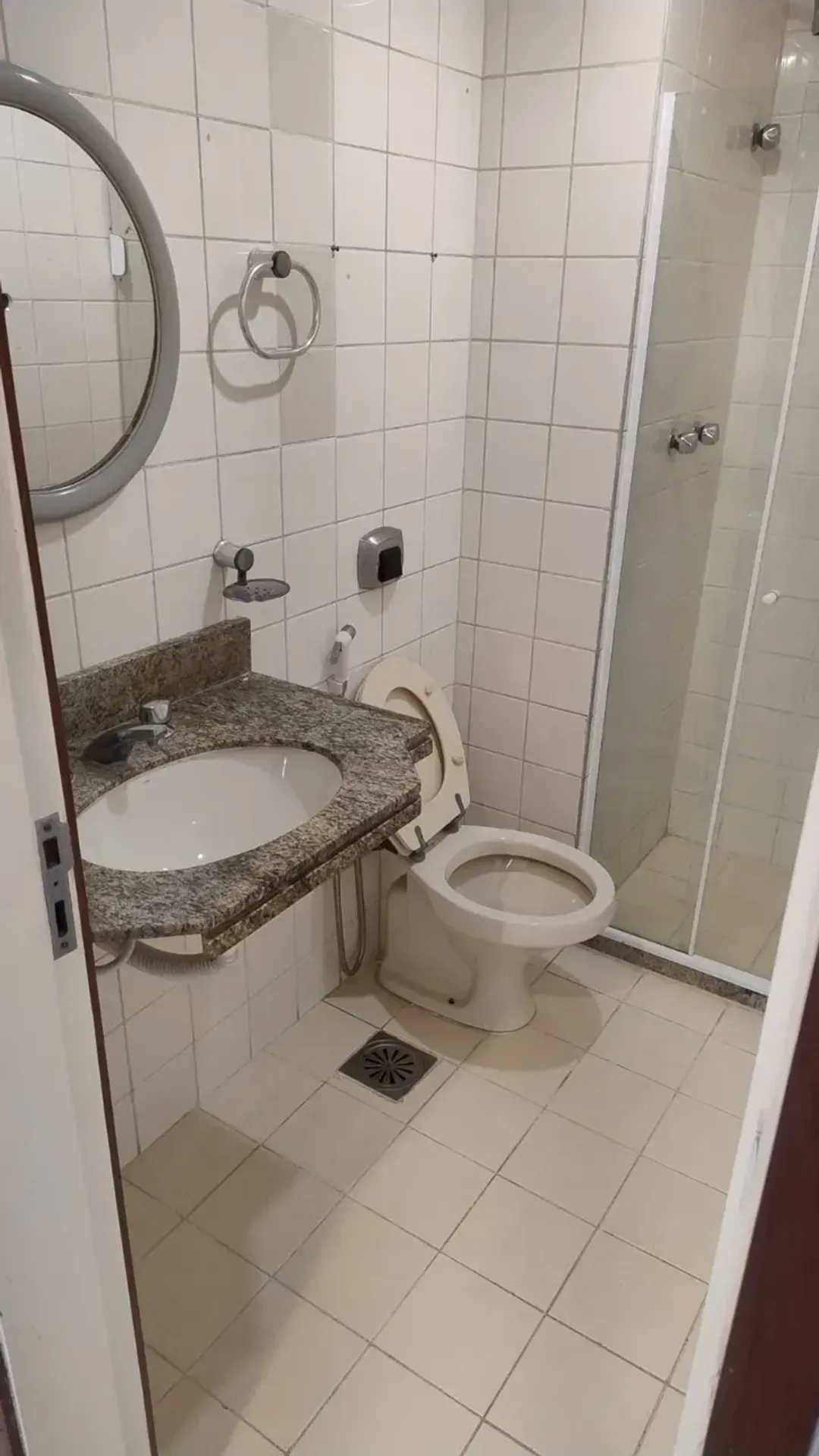 64 m² rental apartment with 2 bedrooms and balcony — photo 26