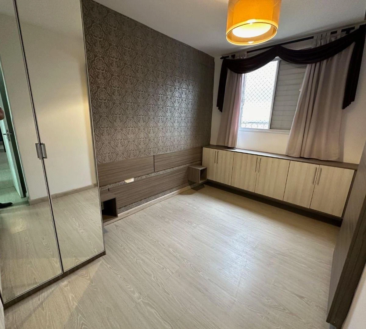 2-bedroom apartment with a home office in Curitiba — photo 10