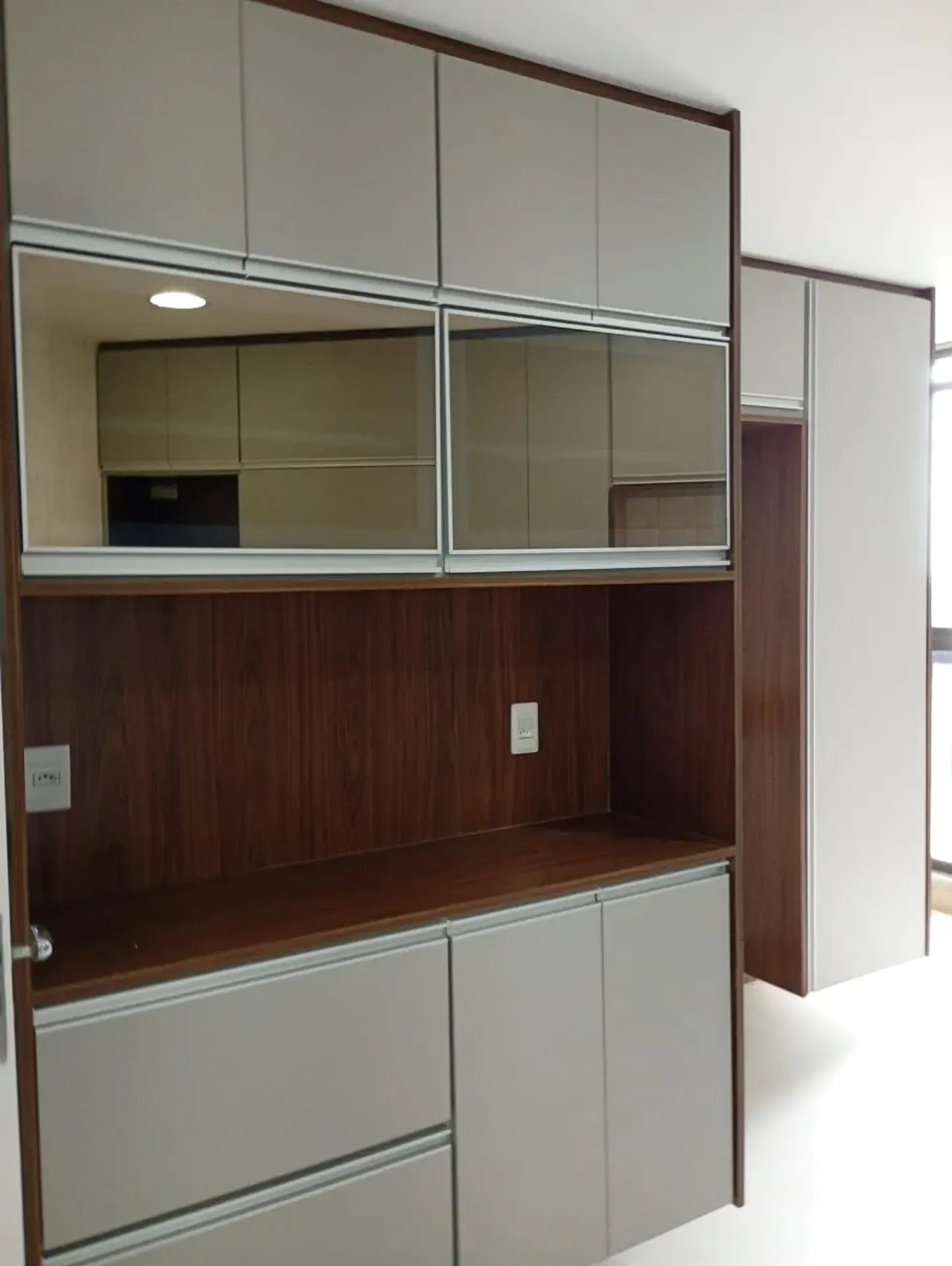 3-bedroom apartment with floor-to-ceiling windows — photo 33
