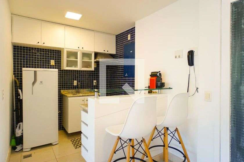 Apartamento amueblado de 68 m² con suite y cocina abierta — photo 20