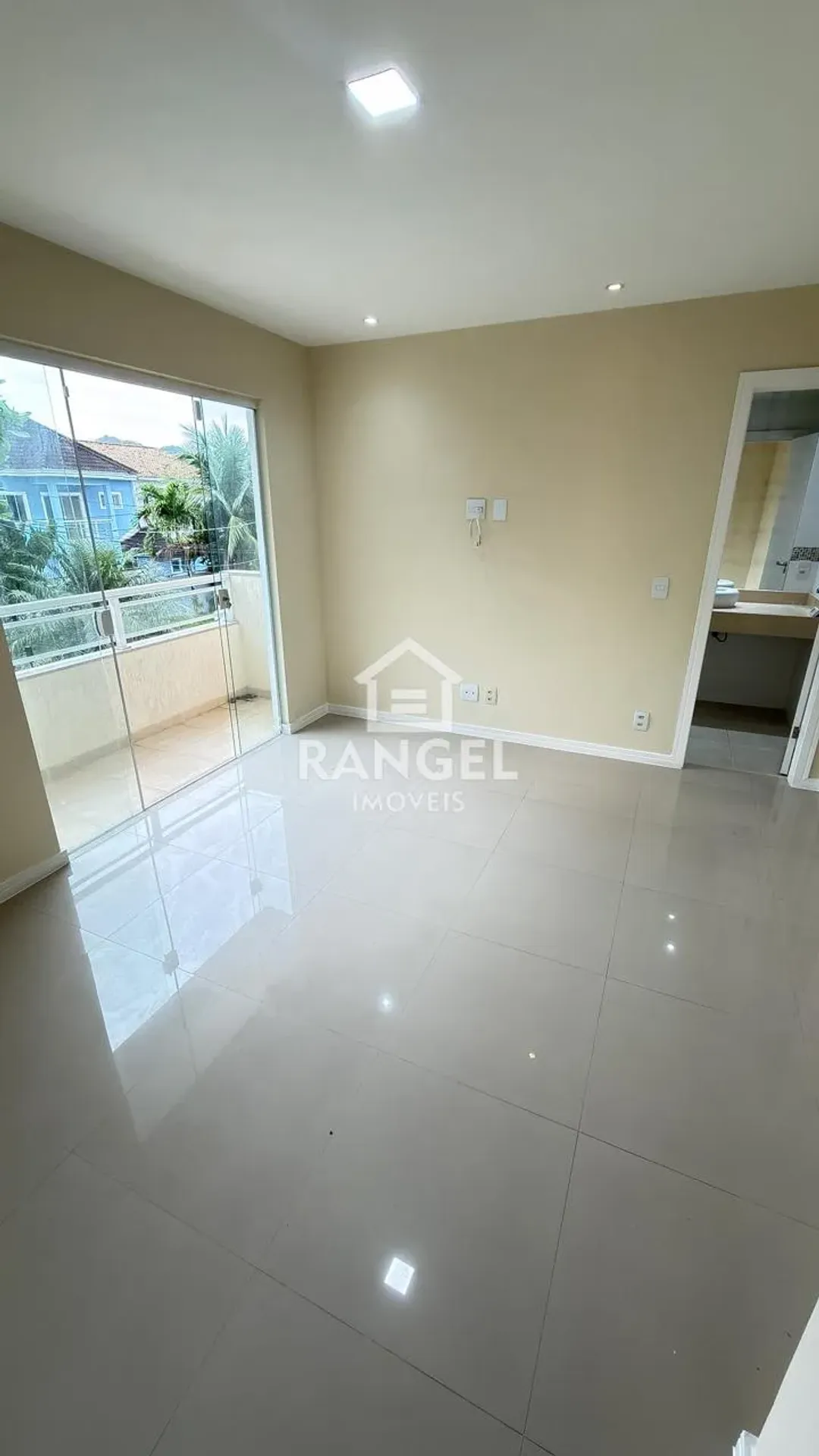 House, 412 m², with a private pool — photo 22