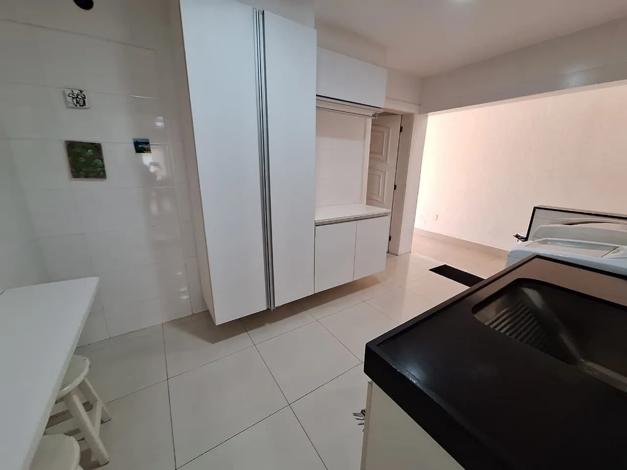 Furnished house with 4 bedrooms and 5 bathrooms — photo 24