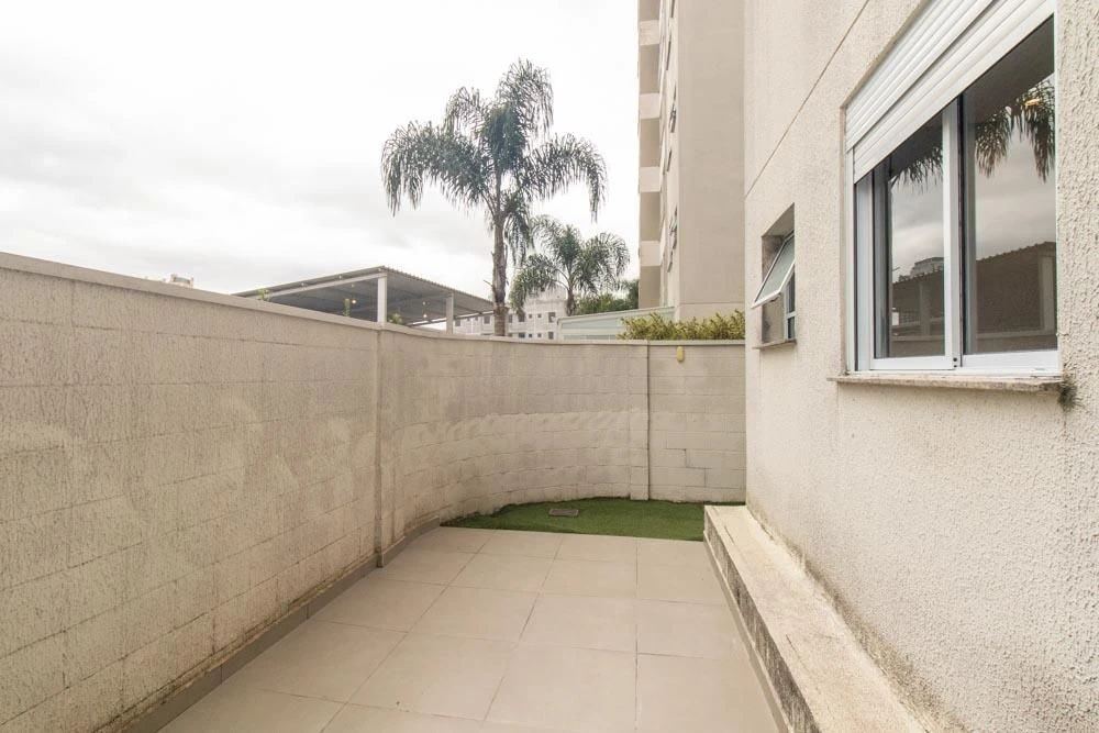 2-bedroom apartment with a private pool — photo 42