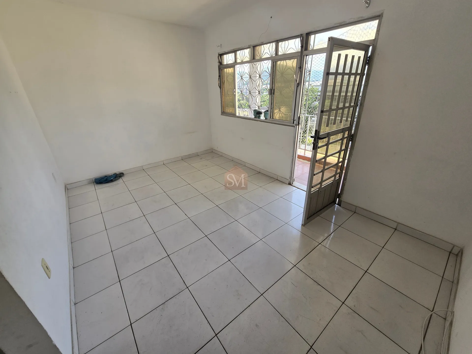 3-bedroom apartment, 1 with its own bathroom, 150 m² — photo 13