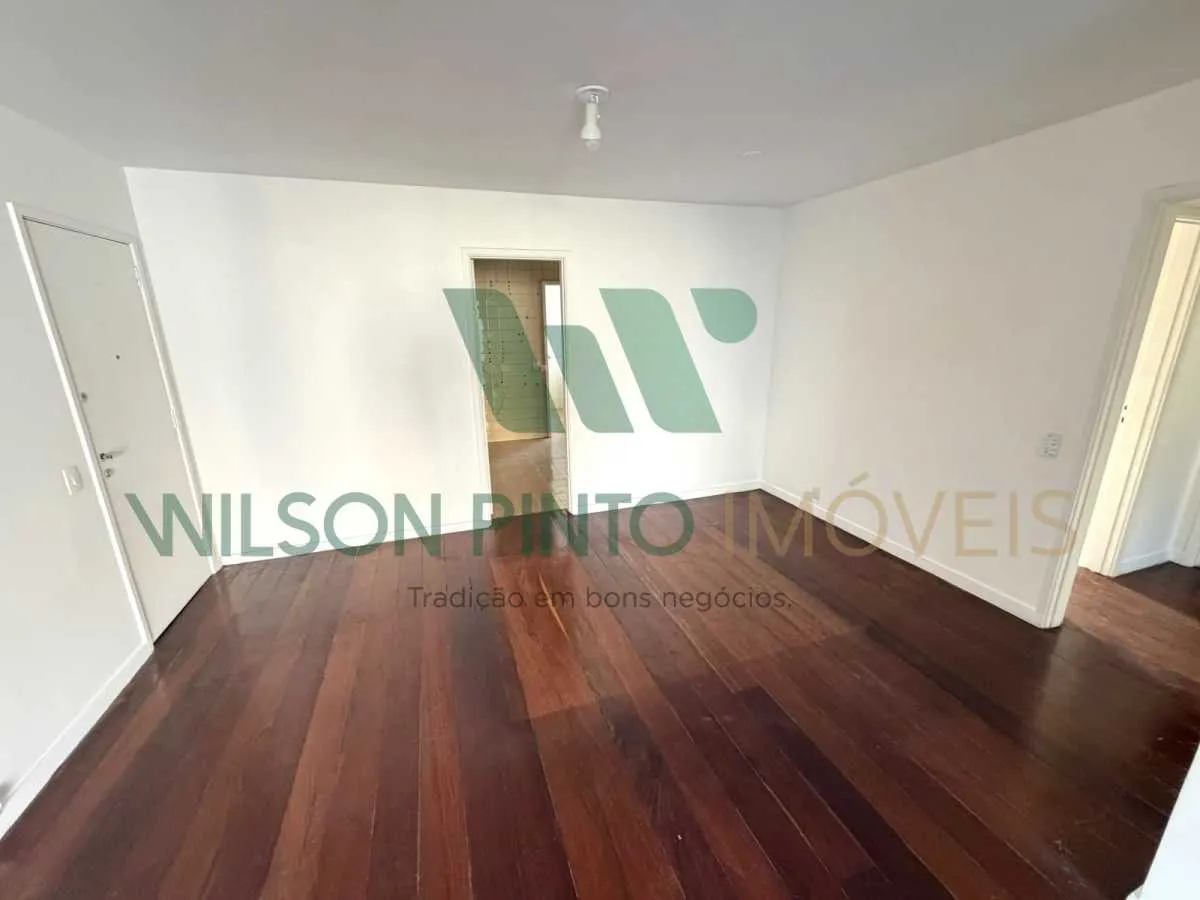 2-bedroom apartment with a mountain view in Rio de Janeiro — photo 19