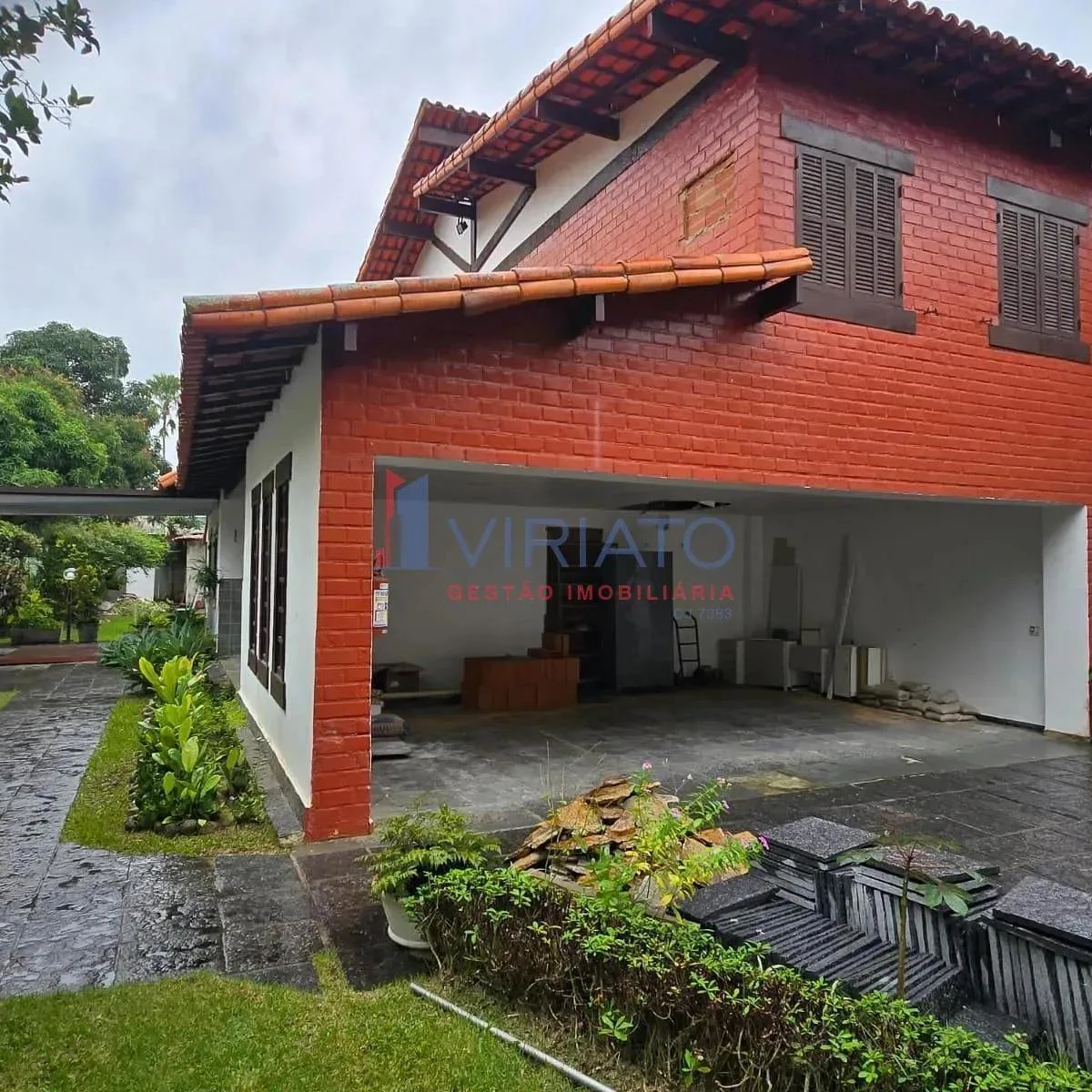 House with 4 bedrooms and a built-in balcony grill — photo 9