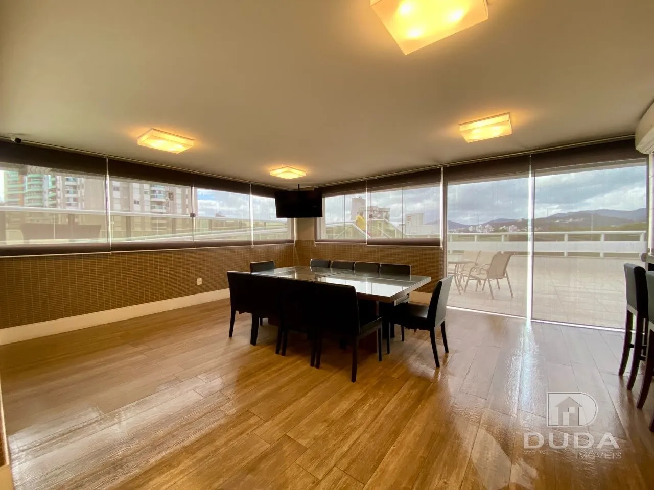 Apartamento mobiliado de 2 quartos com 91 m² e 2 vagas — photo 2