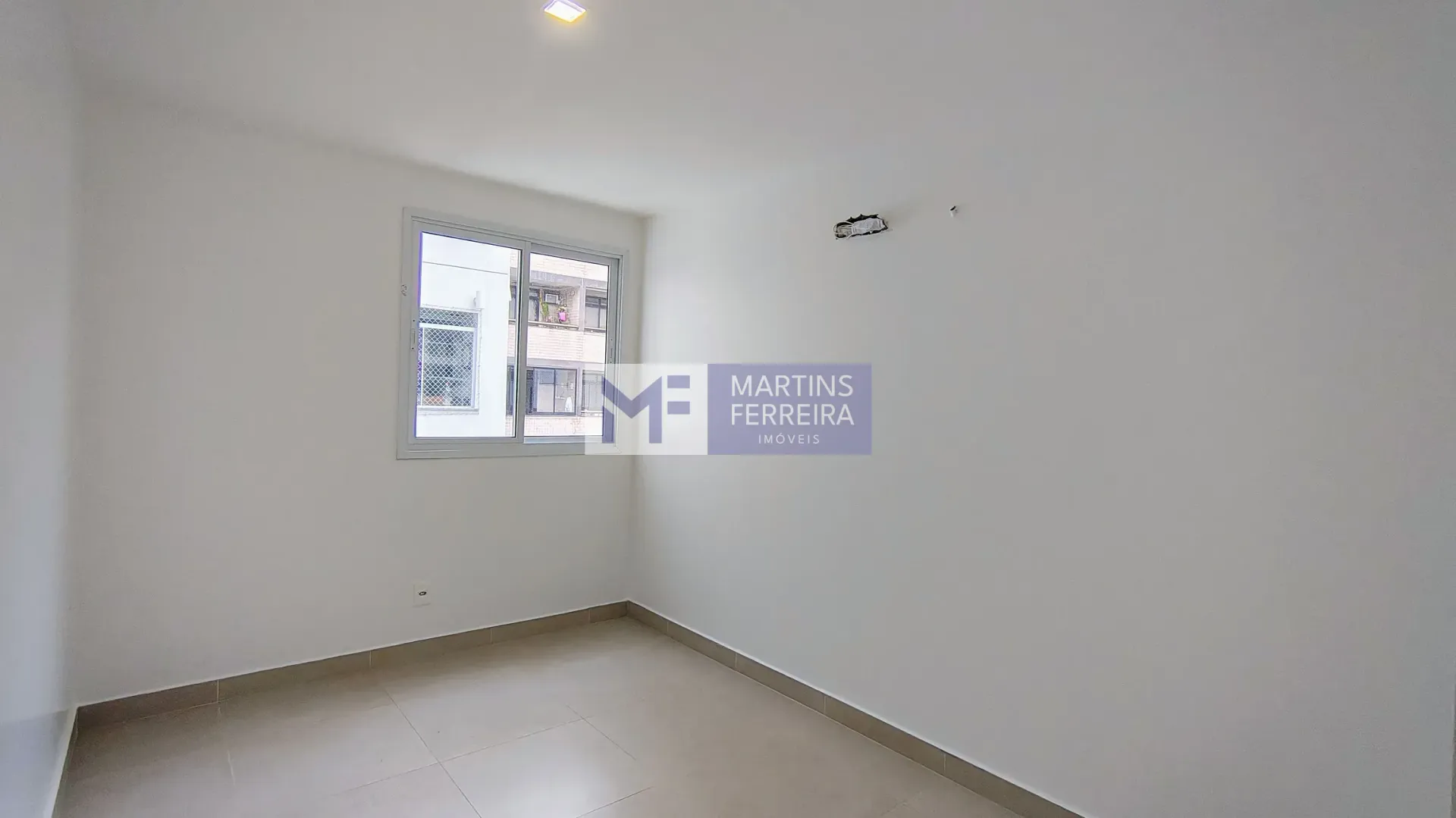 Балкон с грилем и 3 спальни: квартира 122 м² — photo 4