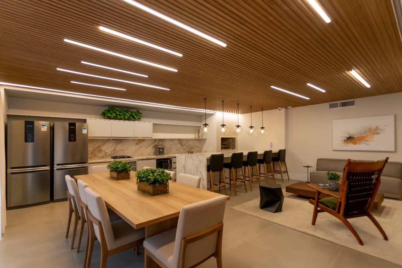 3-bedroom apartment in a building with a gym — photo 28