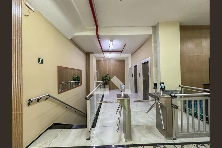 Робоче місце та 1 спальня: квартира 37 м² — photo 20