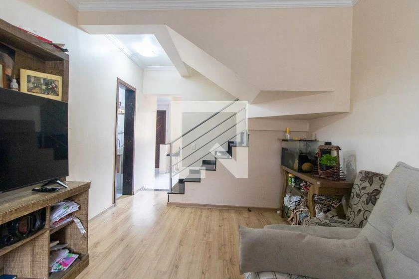 3-bedroom house with a bathtub in Curitiba — photo 41