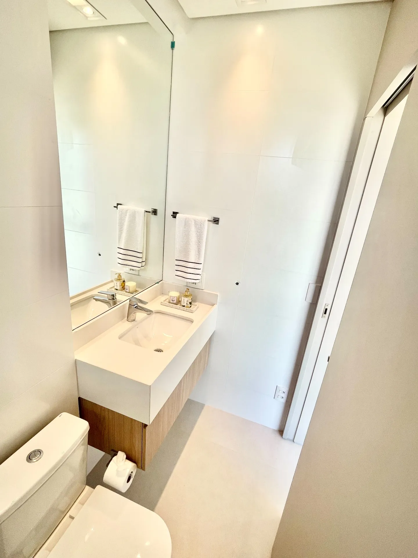 Apartamento amueblado con 3 suites y 130 m² — photo 75