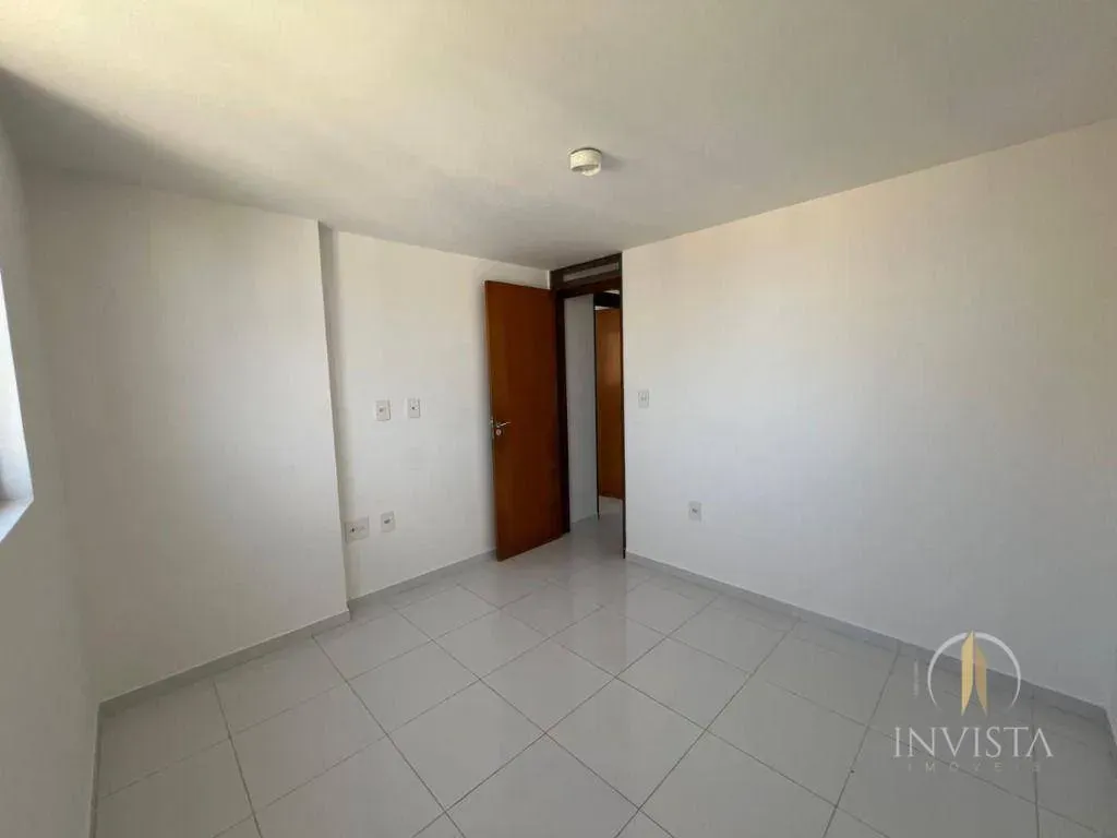 Apartamento de 3 quartos em condomínio com piscina — photo 16
