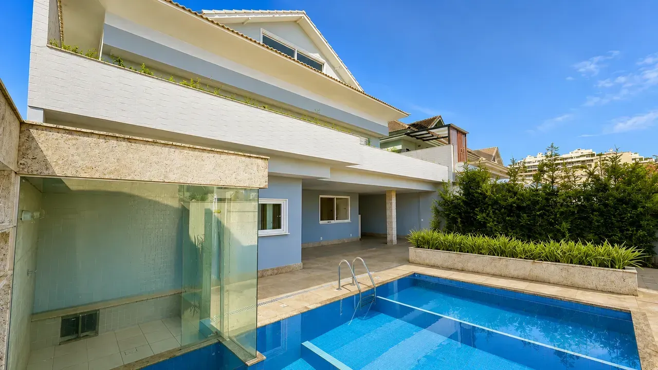 Casa com 4 quartos e 5 banheiros, 3 vagas — photo 17