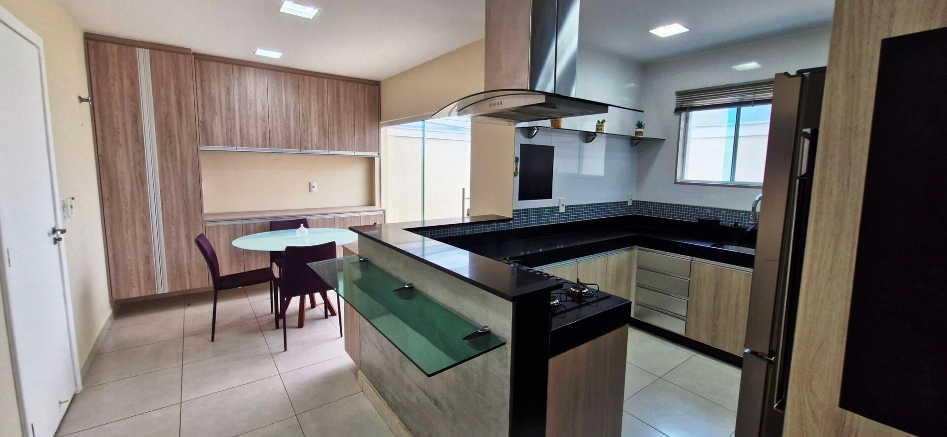 Casa mobiliada com 3 dormitórios e 526 m² — photo 8