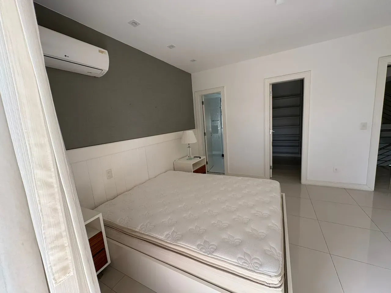 Furnished 6-suite house with 640 m² and 4 parking — photo 4