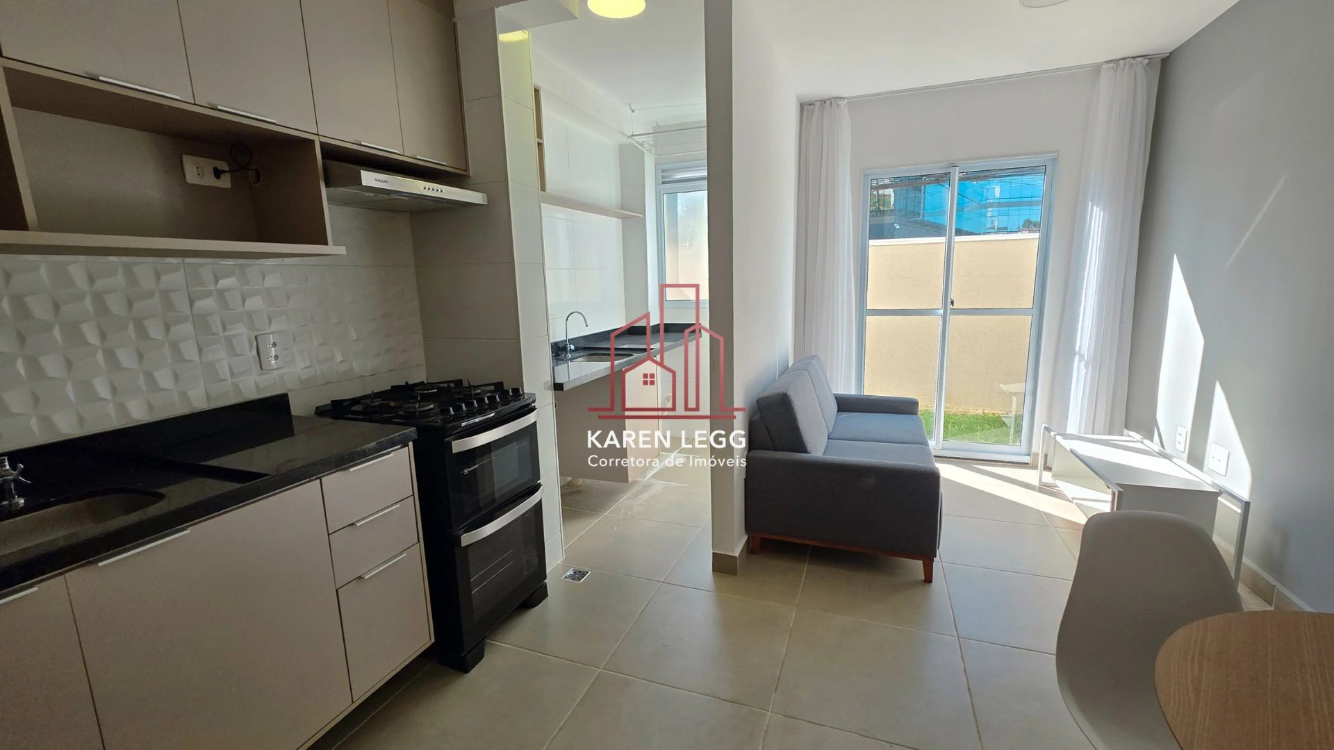 Apartamento mobiliado com 2 quartos e garden privativo