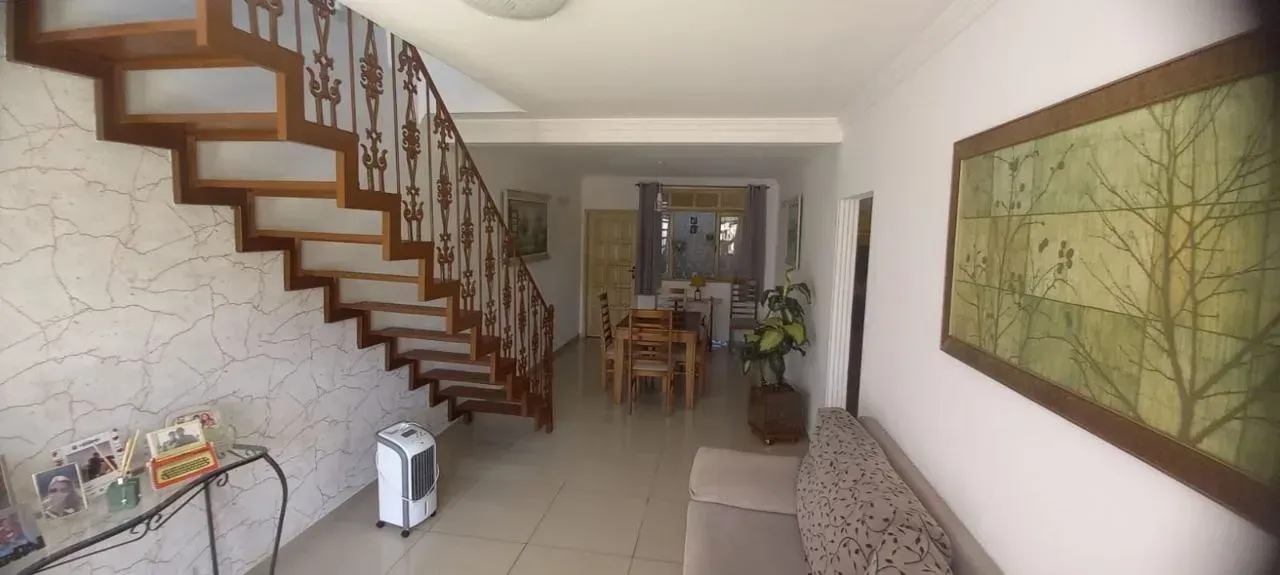 3-bedroom house with a separate kitchen and gas stove — photo 3