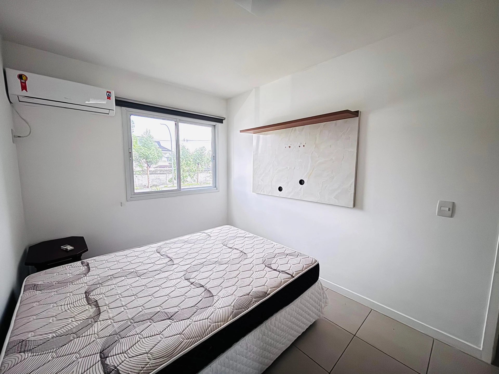 Furnished 2-bedroom apartment with separate kitchen — photo 10