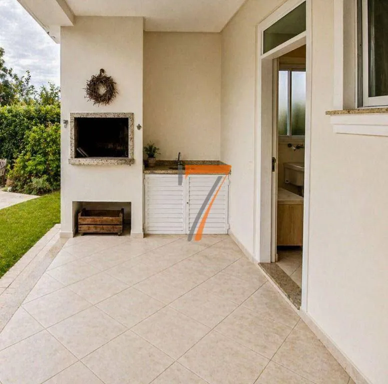 Casa con 4 dormitorios y balcón privado — photo 19