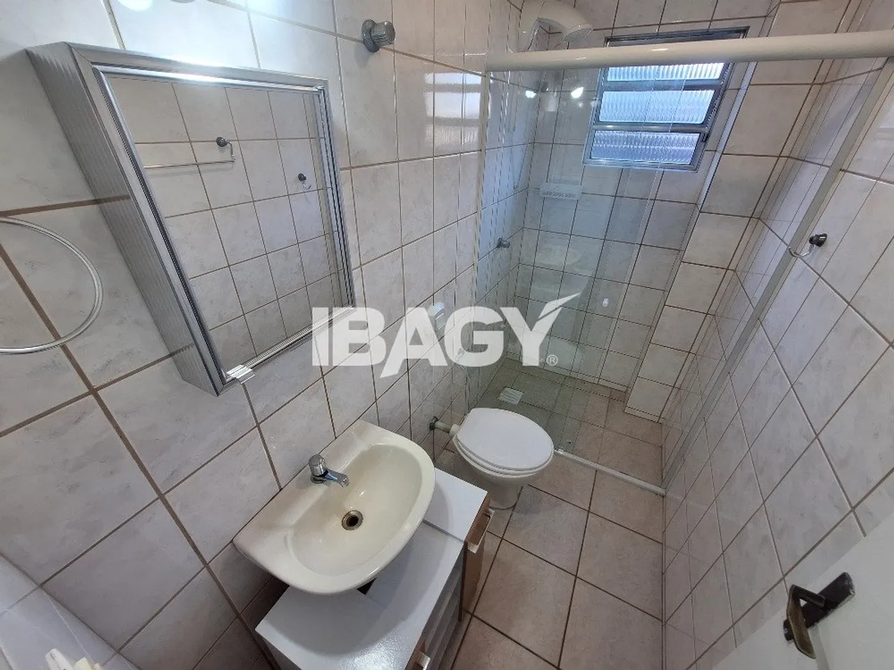 Apartamento de 1 dormitório com cozinha americana e 36 m² — photo 10