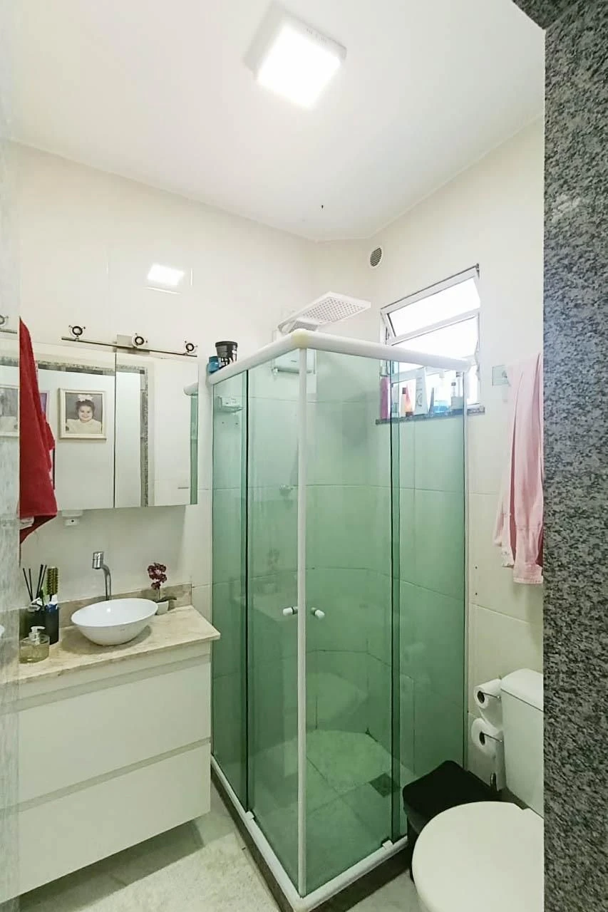 Home office in a 2-bedroom house, 280 m² — photo 25
