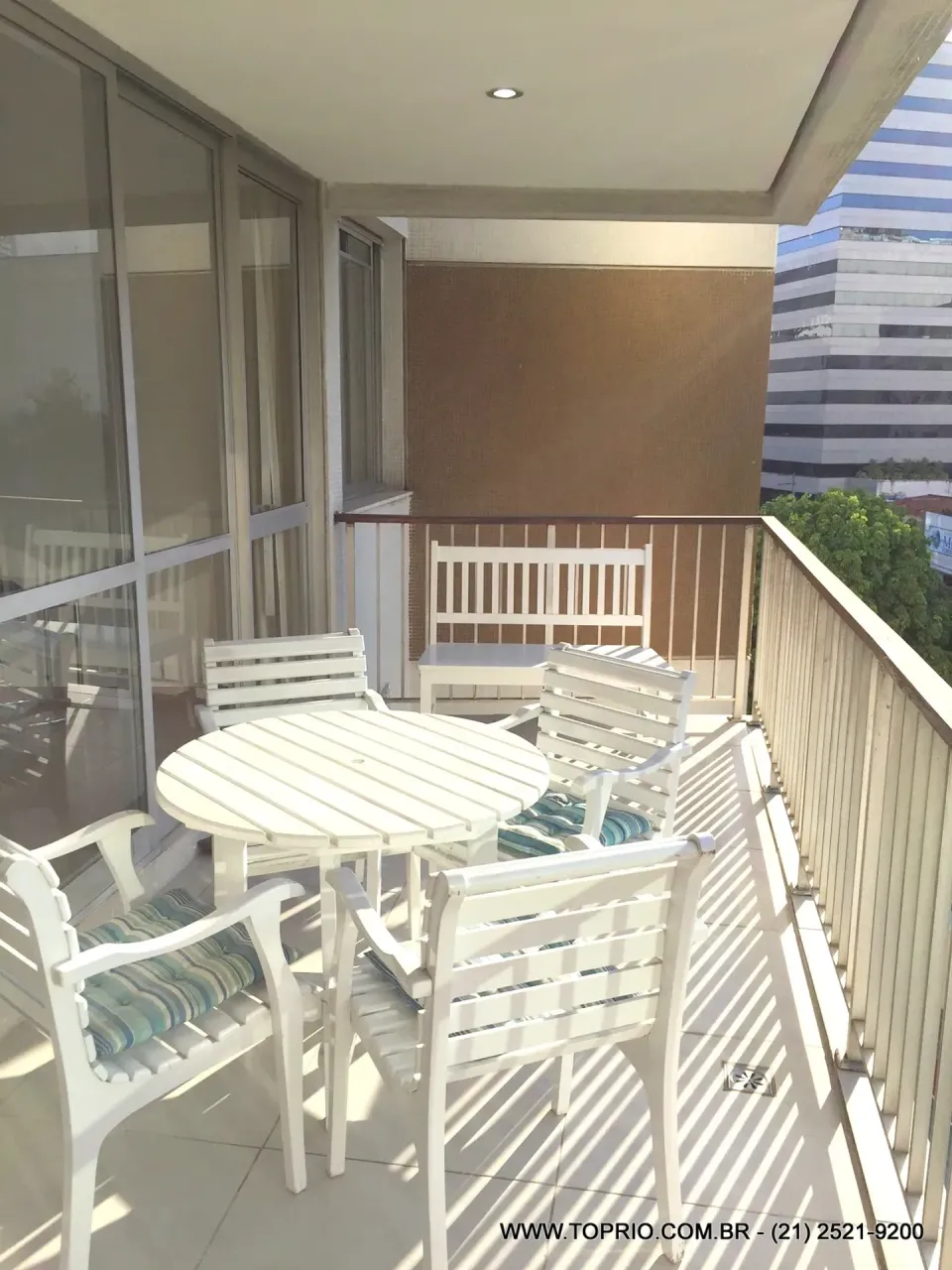 Apartamento de 1 quarto com vaga e ar-condicionado — photo 3