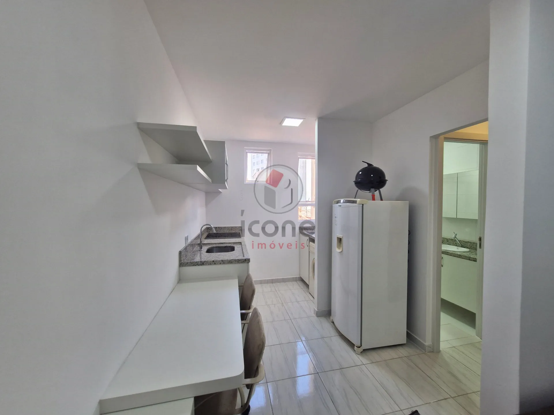 Furnished 1-bedroom apartment with no parking, 32 m² — photo 5