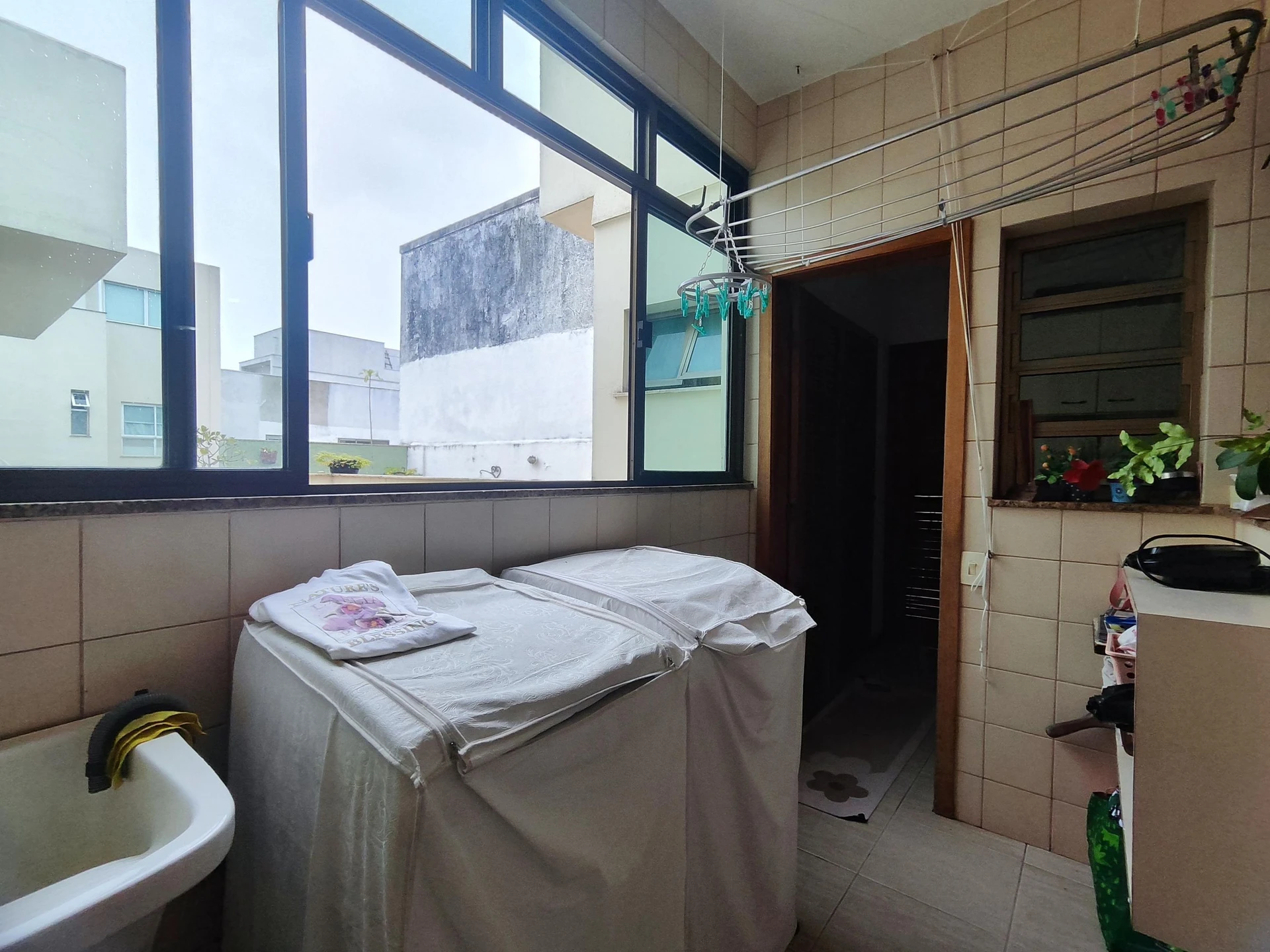 Apartamento amueblado de 5 dormitorios y jardín privado — photo 54