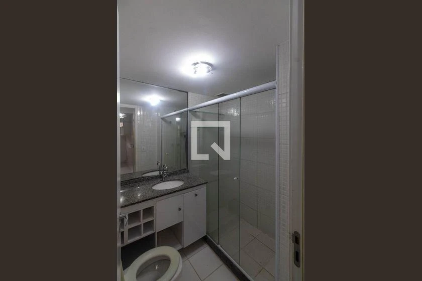 Балкон с грилем и 3 спальни: квартира 110 м² — photo 33