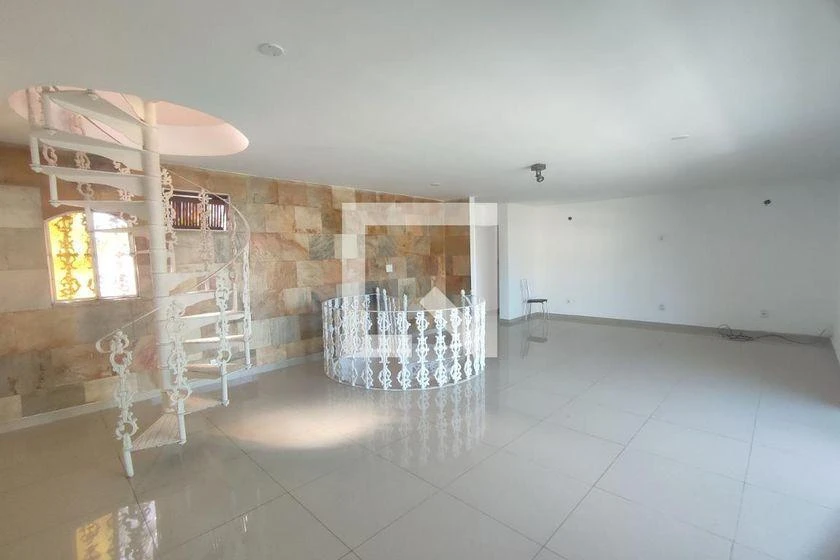 600 m² house with 5 bedrooms and balcony barbecue — photo 18