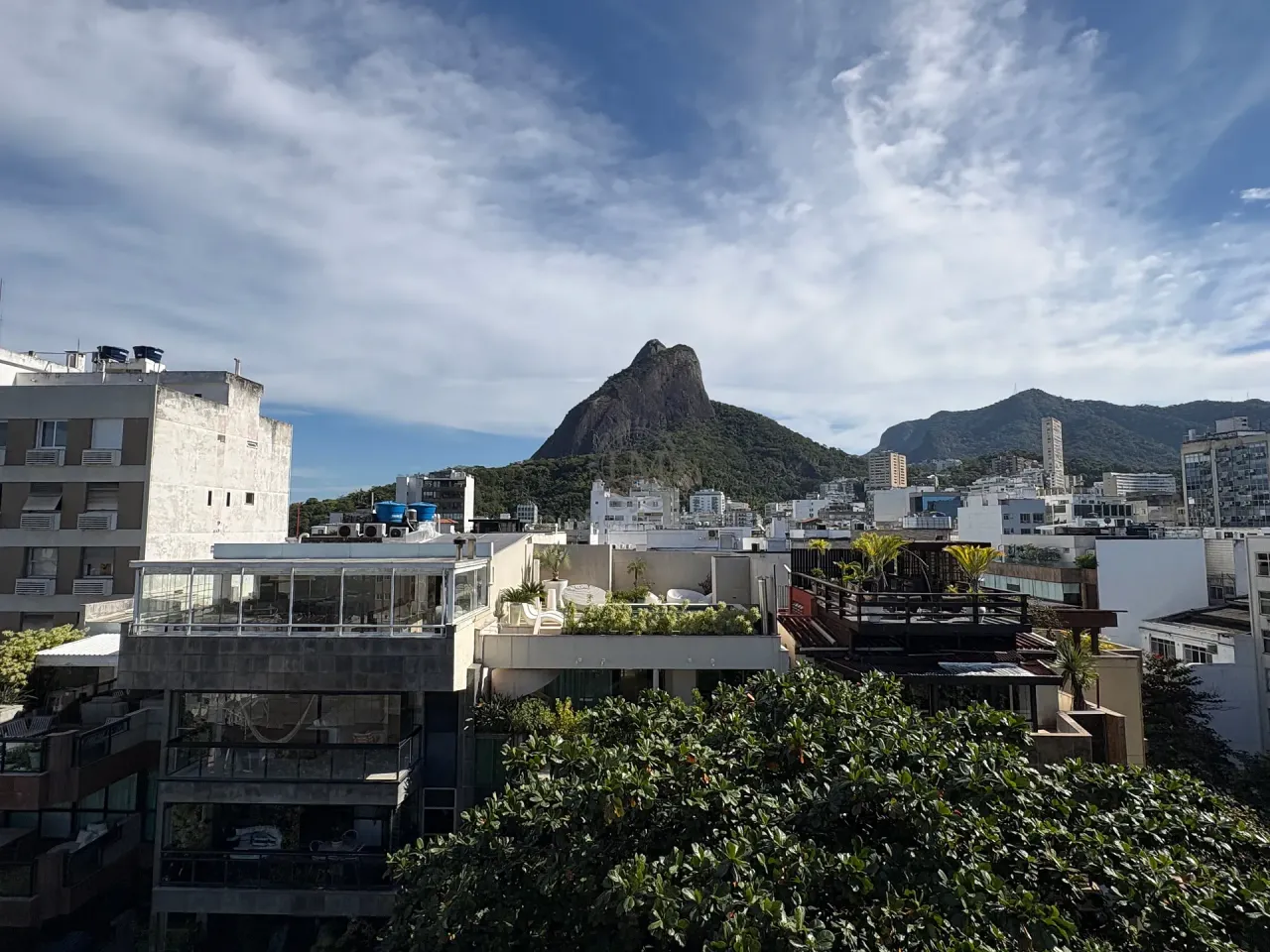 Triplex penthouse with 3 bedrooms and water view — photo 20