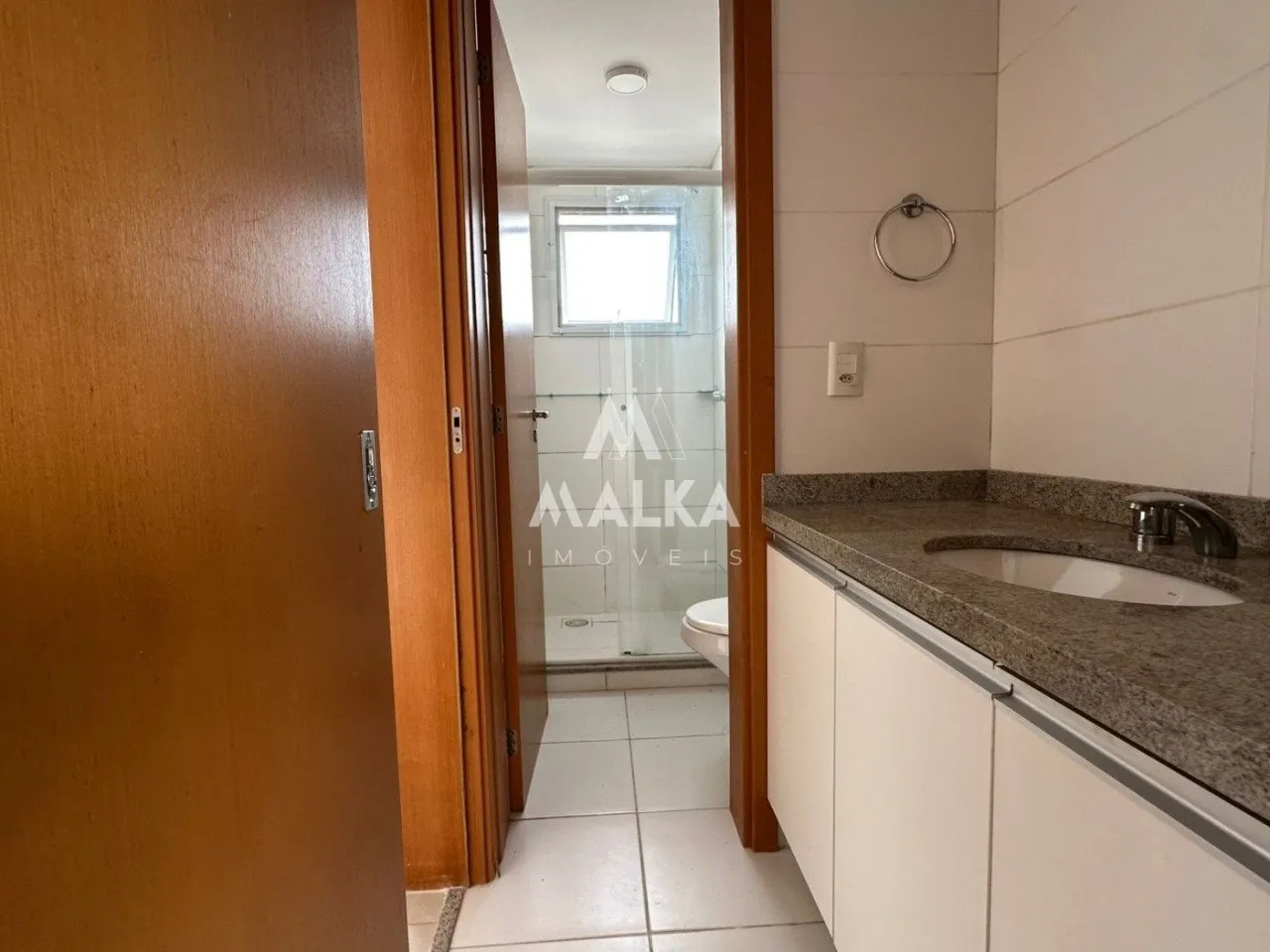 3-bedroom apartment with balcony and built-in grill — photo 34