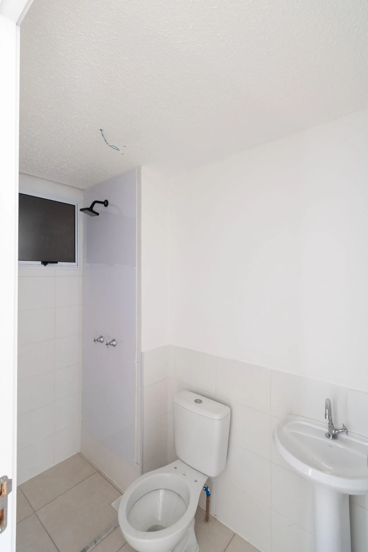 Apartamento de 2 quartos em condomínio com academia — photo 3