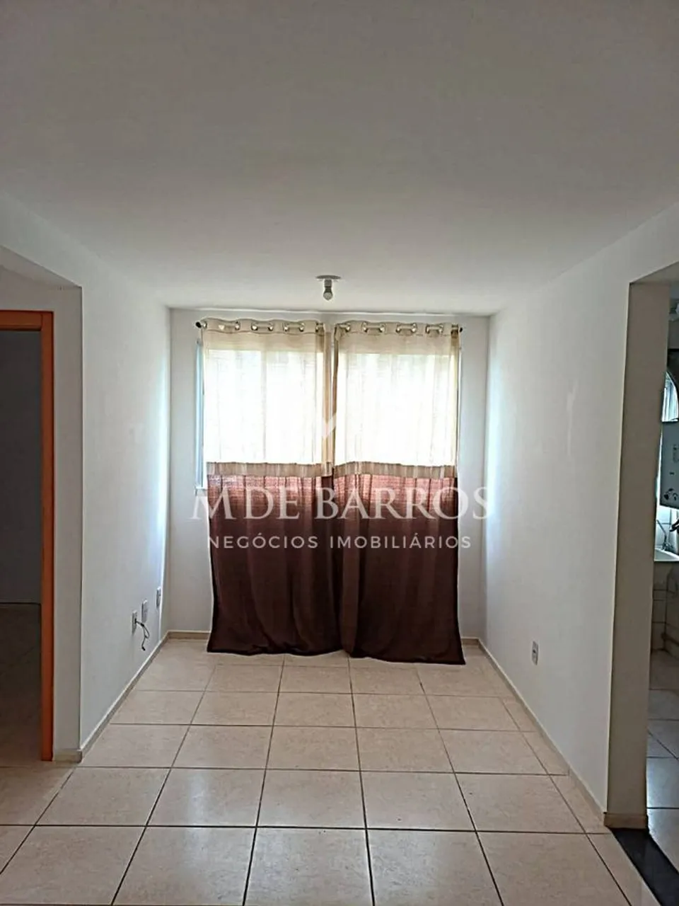 Unfurnished apartment with 1 bedroom and separate kitchen