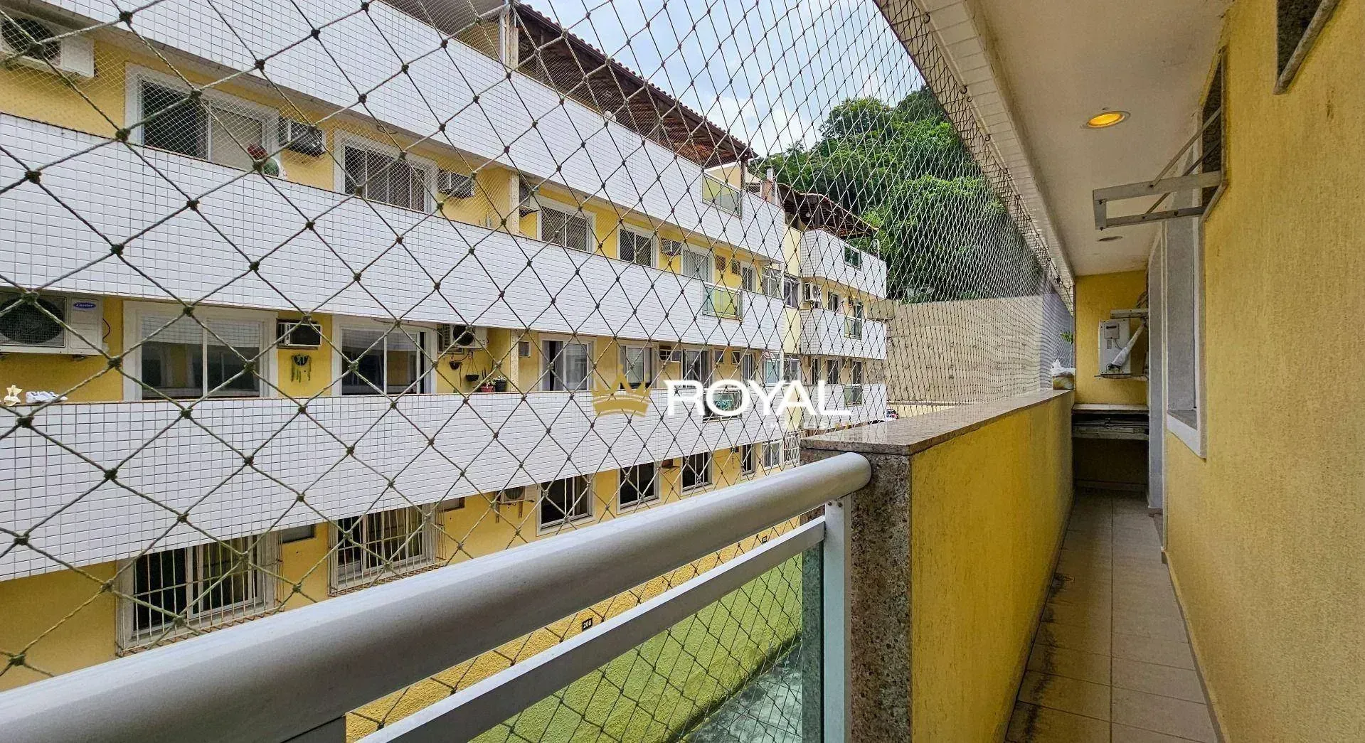 2-bedroom apartment with a glass-enclosed balcony — photo 19
